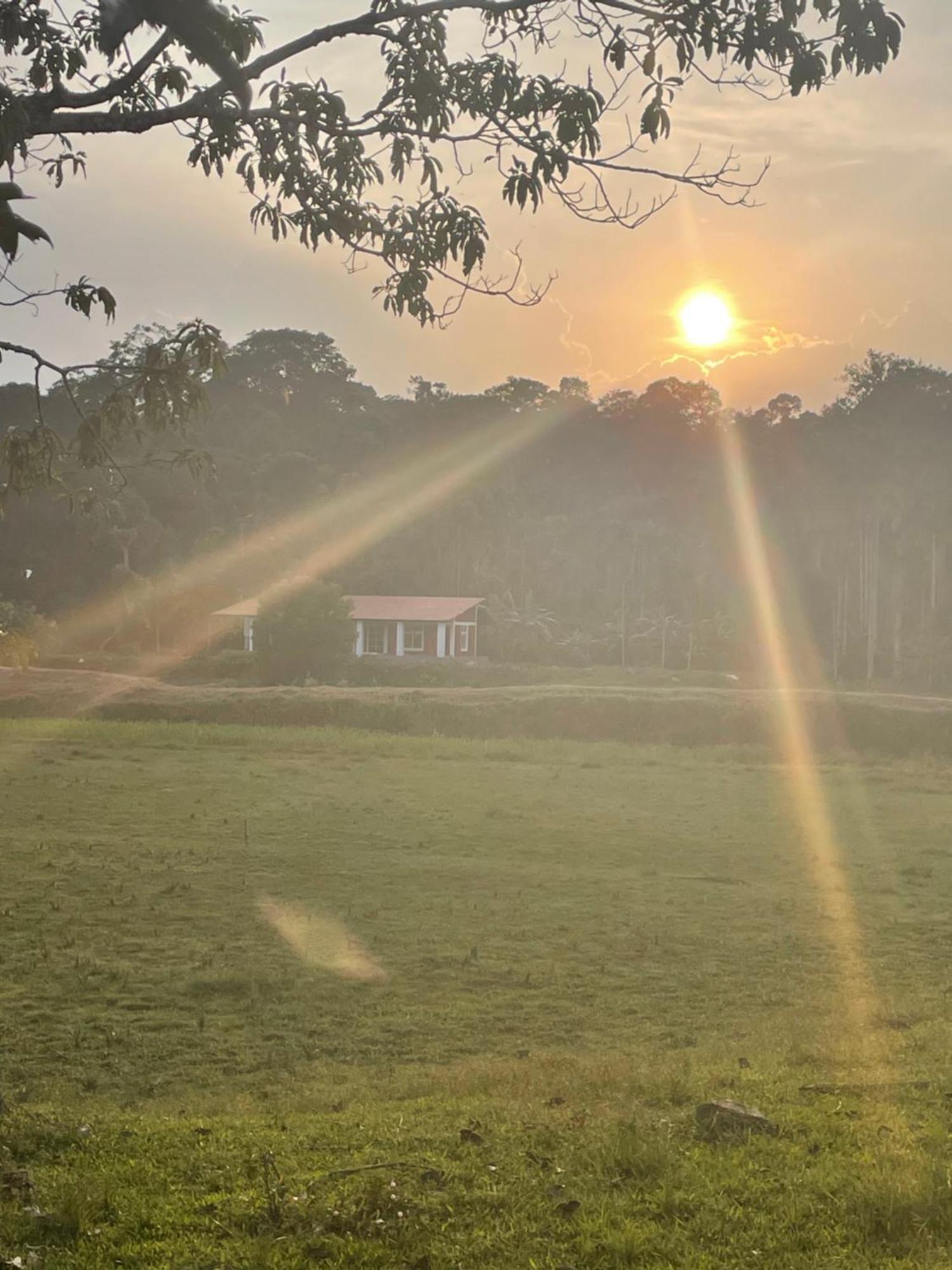 Lake Ripples - Farmstay & Camping Ponnampet Экстерьер фото