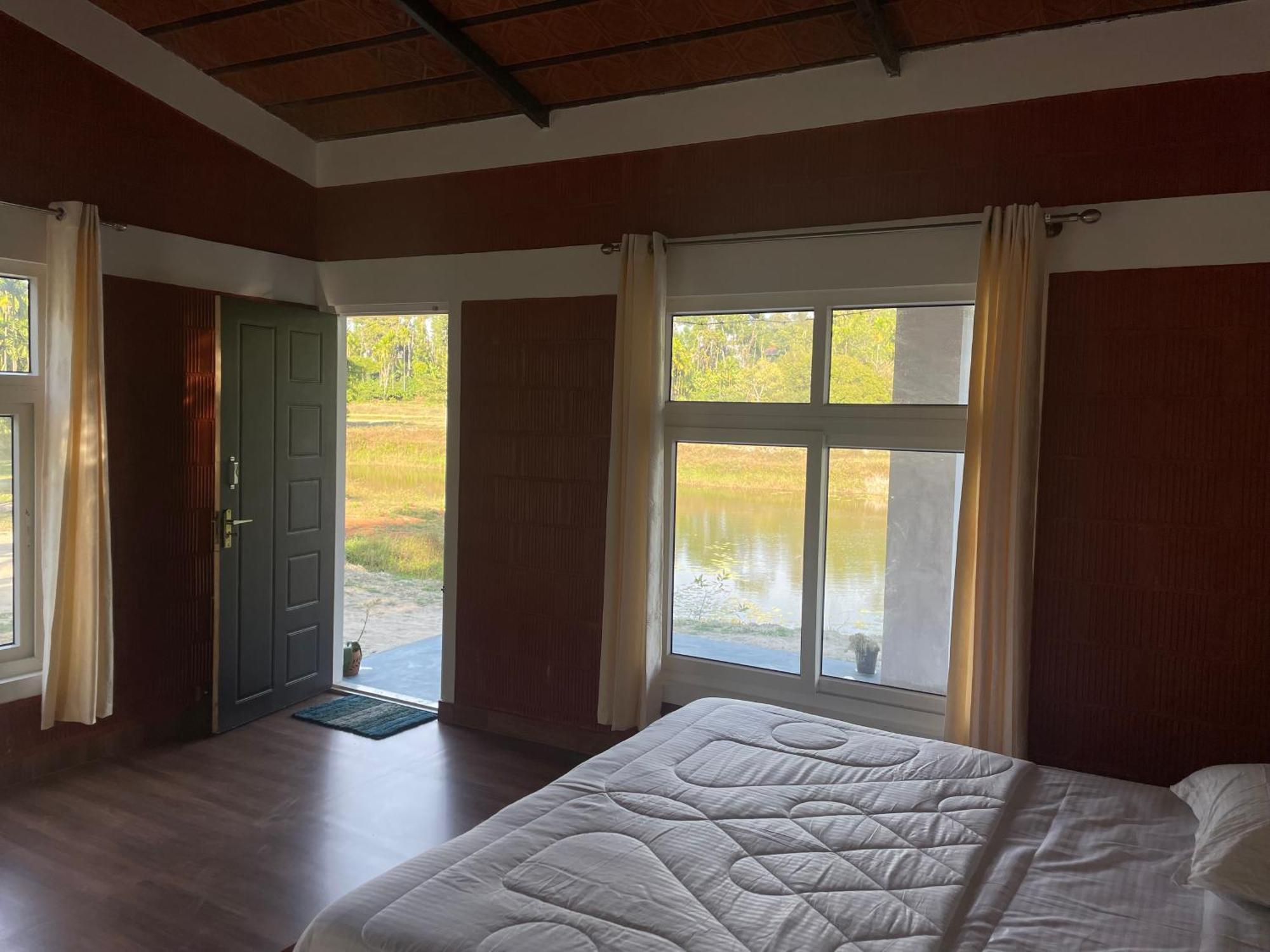 Lake Ripples - Farmstay & Camping Ponnampet Экстерьер фото